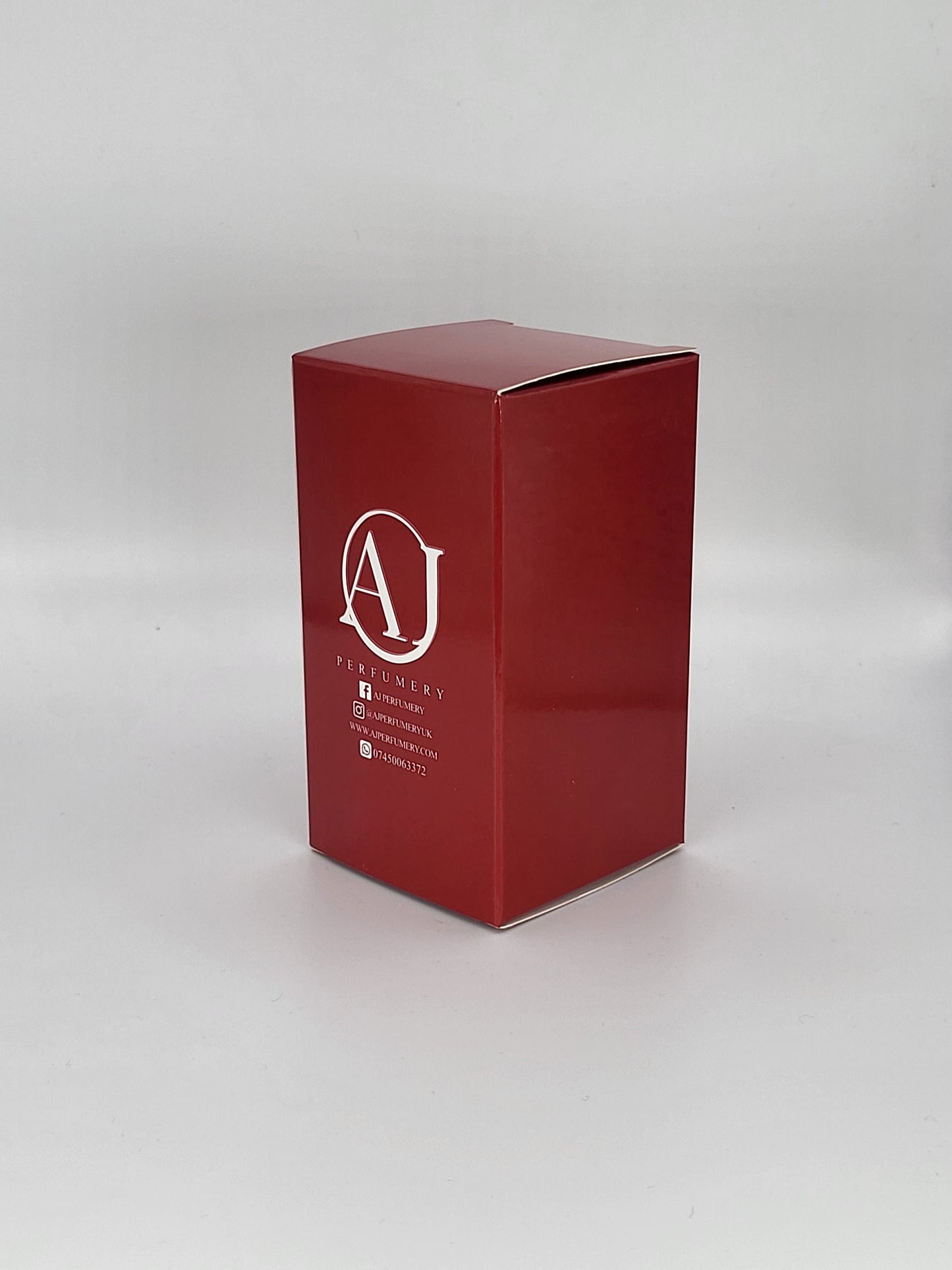 Amber Oud Oil Spray